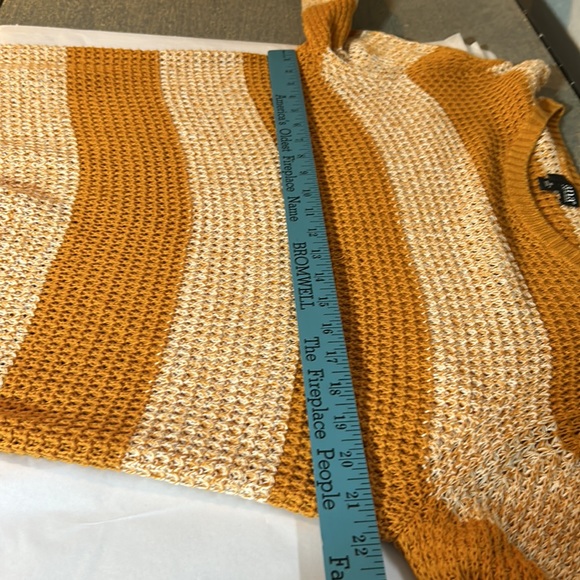 a.n.a striped knit sweater size XL - Picture 12 of 14